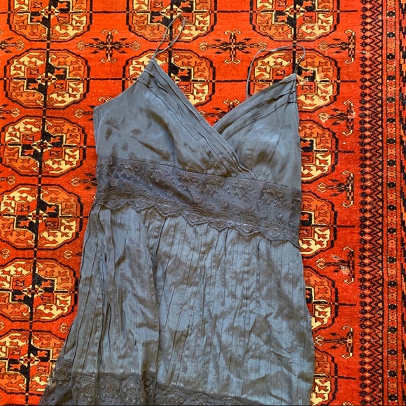 ANN TAYLOR LACEY DRESS - Picture 2 of 4